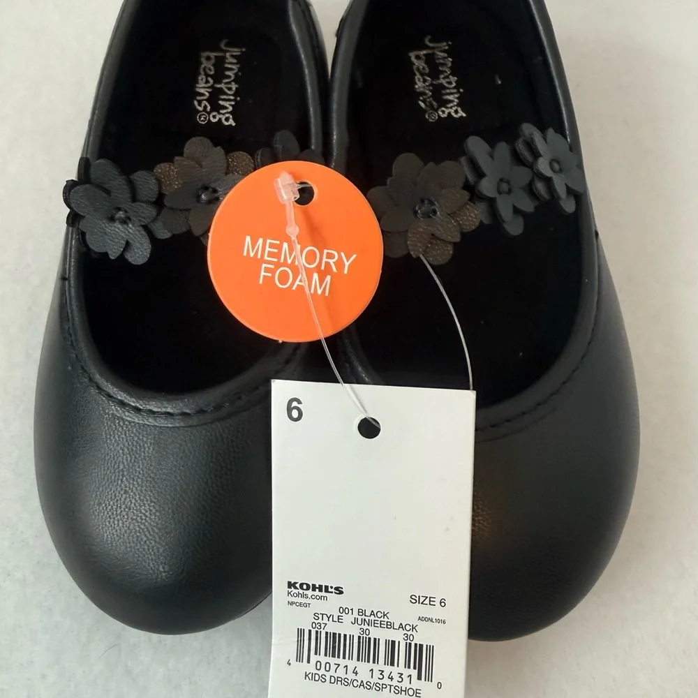 NWT-Jumping Beans Black Dress Shoe with Floral Accent Toddler size 6 Junieeblack
